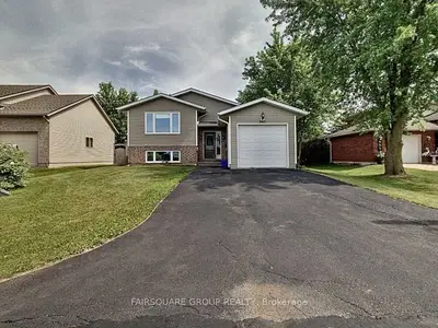 340 Domville Street, Wellington North, On N0g 1a0