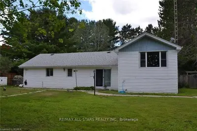 299 Burnt River Road, Kawartha Lakes, On K0m 1c0