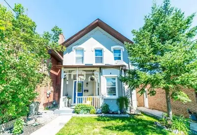 4 Peel Street, Kawartha Lakes, On K9v 5z6