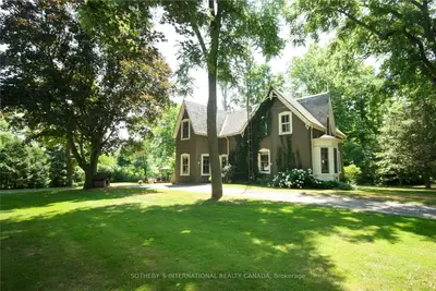 319 Shannon Road, Prince Edward County, On K0k 2t0