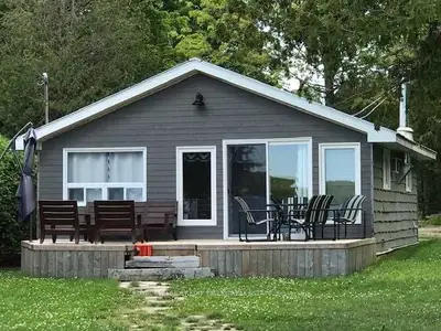 90 Steckley Lane, Northern Bruce Peninsula, On N0h 1z0