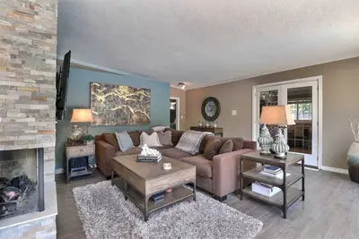 12722 Mason Place, Out of Area, ON N8N 1G5