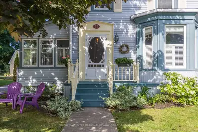 28 West Street, Prince Edward County, On K0k 3l0