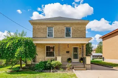 Detached in Cambridge