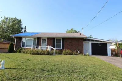 9 Mclean Avenue, Havelock-belmont-methuen, On K0l 1z0