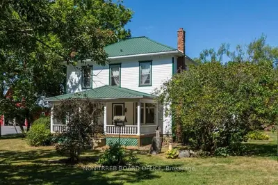 230 Gomorrah Road, Prince Edward County, On K0k 1w0