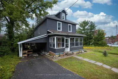 11 Church Street, Parry Sound, On P2a 1y2