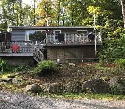 1124 Delia Road, Bracebridge, On P0b 1l0