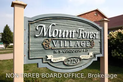 Condo Townhouse in Niagara Falls