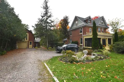 7 Queen Street, Kawartha Lakes, On K9v 1e8