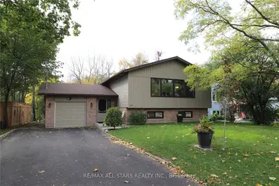 26 Head Street, Kawartha Lakes, On K0m 1a0