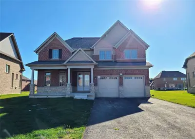 10 Monarch Road, Prince Edward County, On K0k 1l0