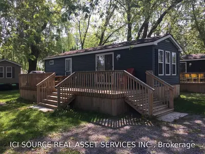 16 Cherry Beach Lane, Prince Edward County, On K0k 1p0
