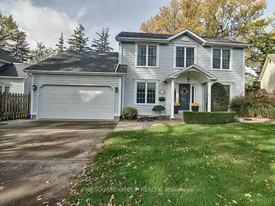 11 Kaywood Court, Welland, On L3c 7a8