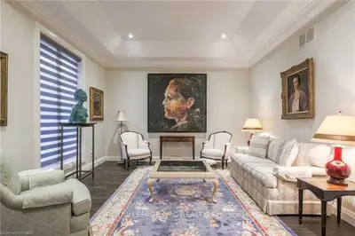 12 DAVID LOWREY Court, Niagara-on-the-Lake, ON L0S 1J1