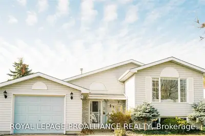 29 First Avenue, Prince Edward County, On K0k 3l0