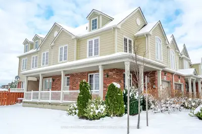 2 Chadwin Street, Kawartha Lakes, On K9v 0e9