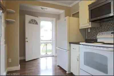 4 Trefusis Street, Port Hope, ON L1A 3N8