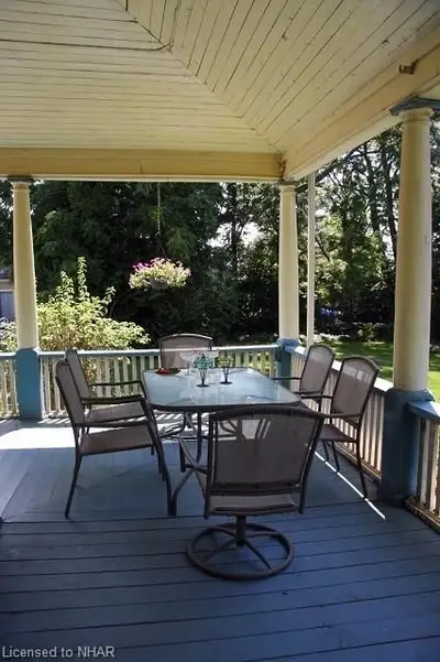 139 Queen Street, Cobourg, ON K9A 1N1