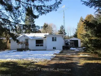 83 Cowans Crescent, Kawartha Lakes, On K0l 2w0