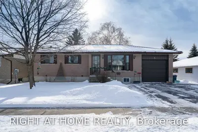 5 WILSON Avenue, Kawartha Lakes, ON K9V 5S1
