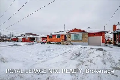 304 Knoll Street, Port Colborne, ON L3K 5B9
