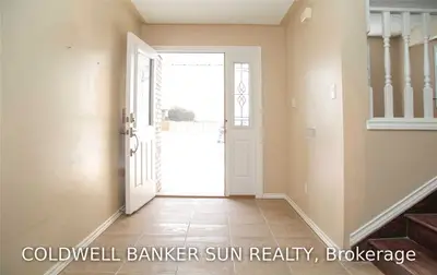 Detached in Brantford
