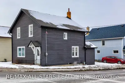 2 Wellington Street, Kawartha Lakes, On K9v 3n1