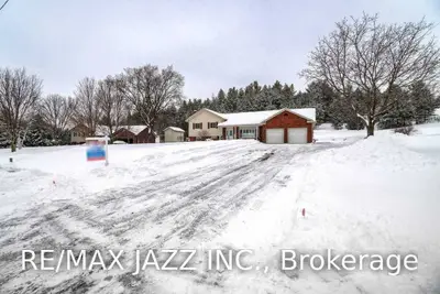 24 Erin Drive, Kawartha Lakes, On L0a 1a0