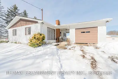 5775 Sixteen Road, West Lincoln, ON L0R 1Y0
