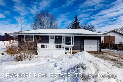 101 East Street N, Kawartha Lakes, On K0m 1a0