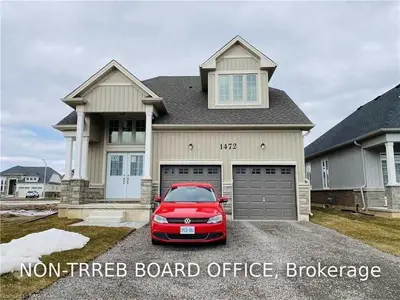 1472 Sharon Drive, Fort Erie, ON L2A 0C8