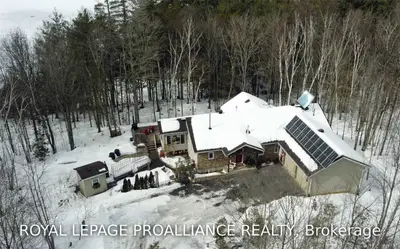 275 Raccoon Laketrail Road, Addington Highlands, On K0h 1z0