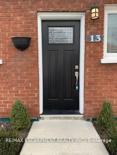 13 East 31st Street, Hamilton, ON L8V 3N8