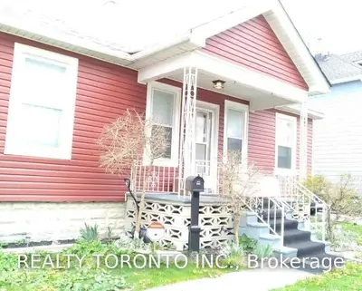 324 Giles Boulevard W, Out of Area, ON N9A 6H5