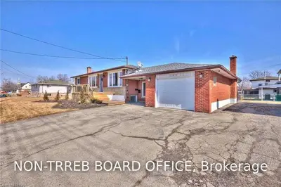 244 Central Avenue, Fort Erie, ON L2A 3T1