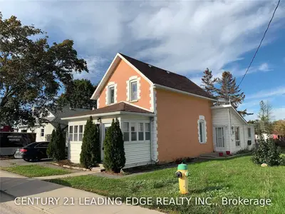 15 ELLIOT Street, Kawartha Lakes, ON K0M 1N0