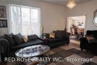 4728 Park Street, Niagara Falls, ON L2E 2R1