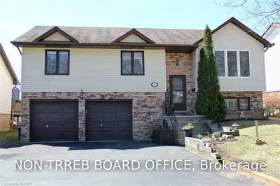 313 Orkney Street W, Haldimand, ON N3W 1A3