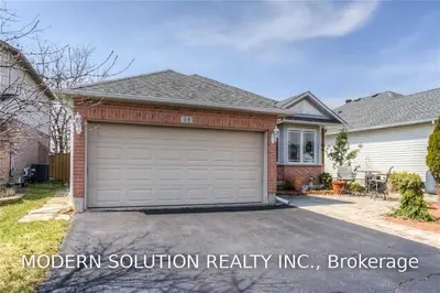 48 Hilltop Drive, North Dumfries, ON N0B 1E0
