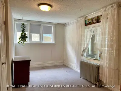 116 Mamelon Street, London East, ON N5Z 1Y1