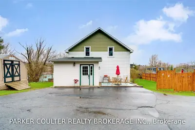 22 PARRY SOUND Road, Parry Sound, ON P2A 2M4