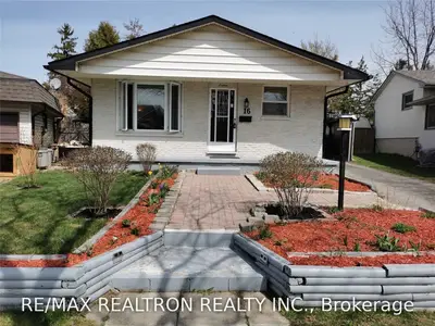 16 Beechbank Crescent, London South, ON N6E 2P2