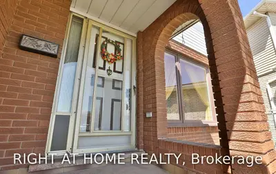 19 Crown Court Court, Hamilton, ON L9A 4X4