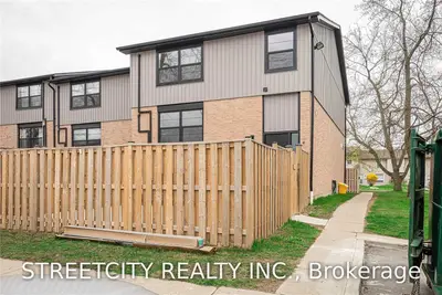 105 Andover Drive Unit 56, London South, ON N6J 4B1