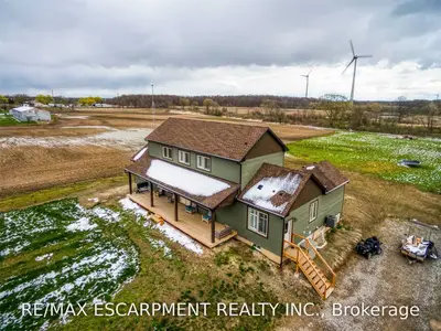 1977 Port Davidson Road, West Lincoln, ON L0R 2A0