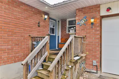 209 ST LAWRENCE Street W, Centre Hastings, ON K0K 2K0