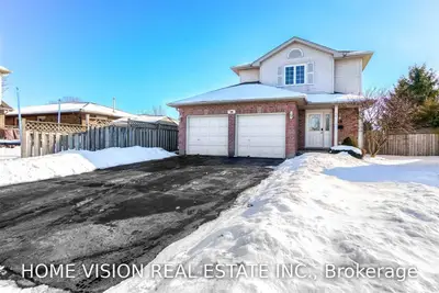 59 Christian's Place, London East, ON N5V 4N9