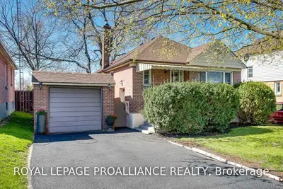 11 BRUNSWICK Avenue, Port Hope, ON L1A 2H7
