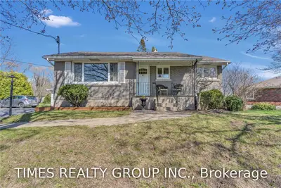 1422 Audrey Street, Kingston, ON K7L 4V4